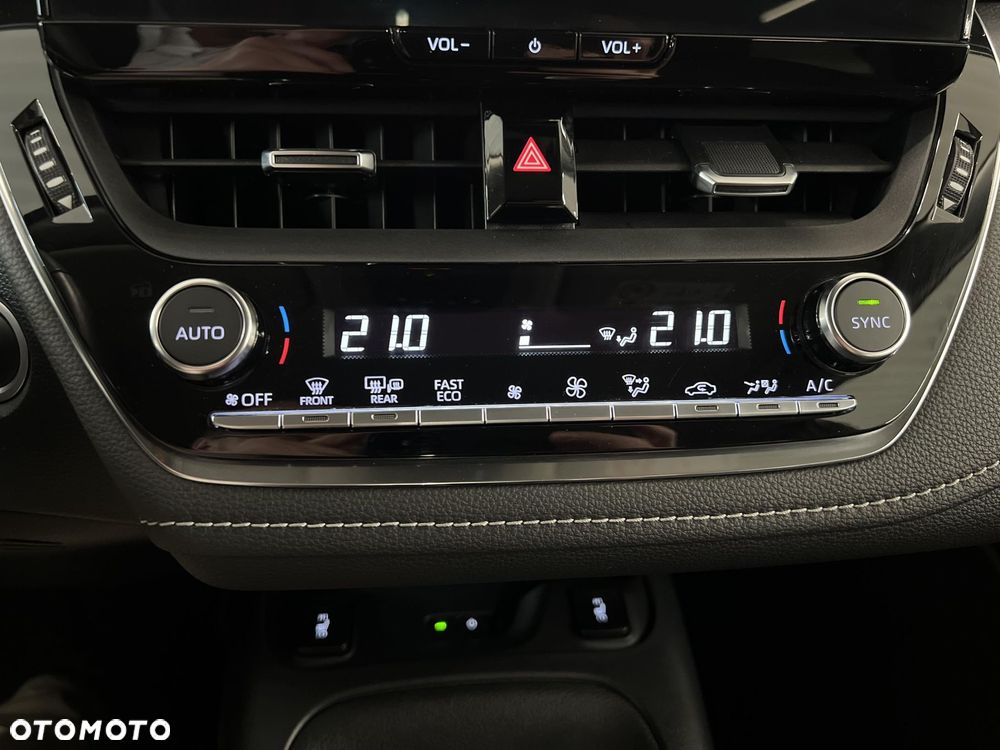 Toyota Corolla 1.8 Hybrid Style - 22