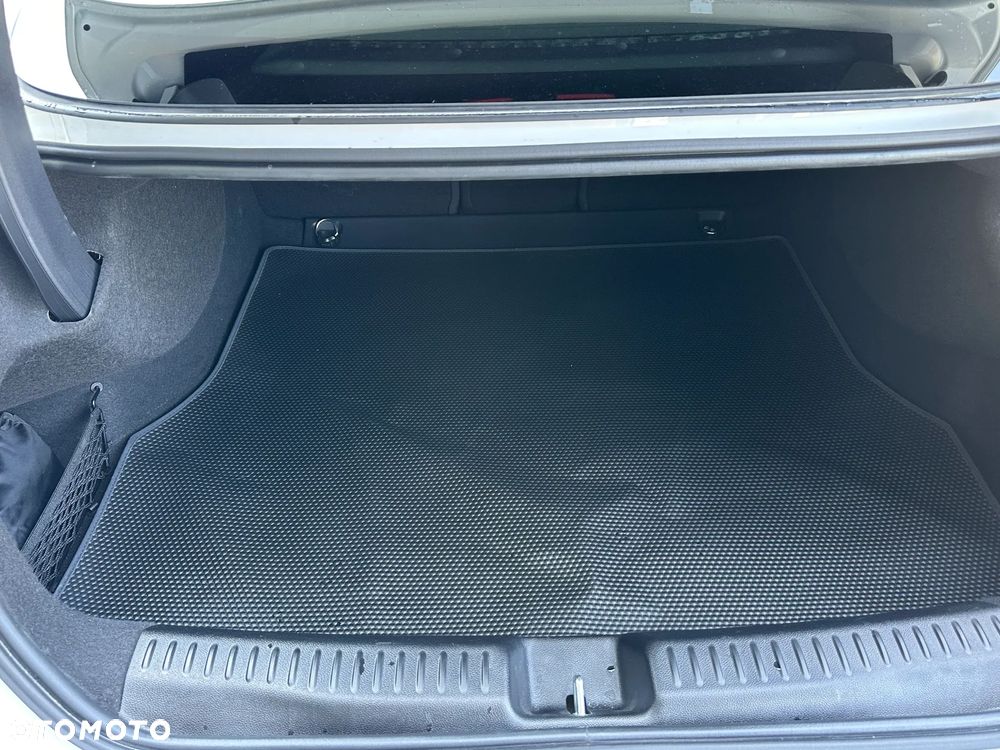 Mercedes-Benz CLA 200 mHEV 8G-DCT - 21