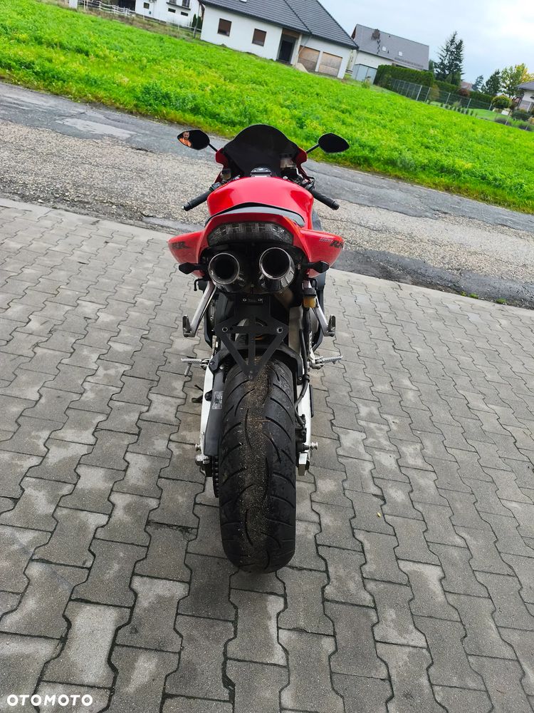 Honda CBR - 16