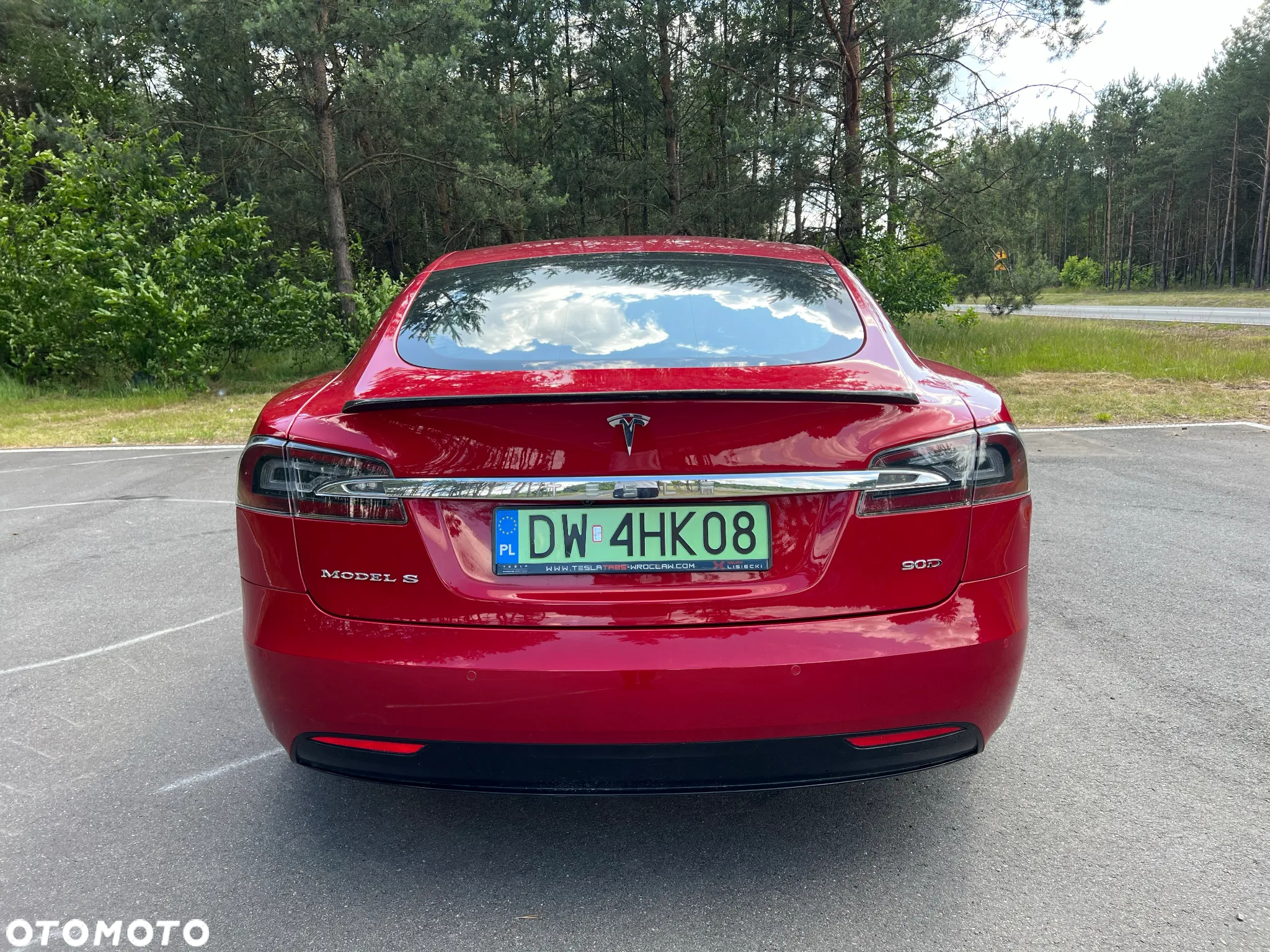 Tesla Model S - 5
