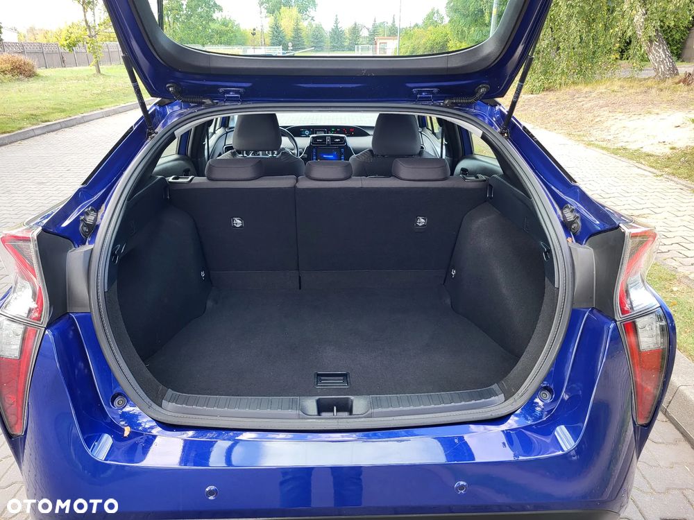 Toyota Prius Plug-in 1.8 Hybrid Executive - 14