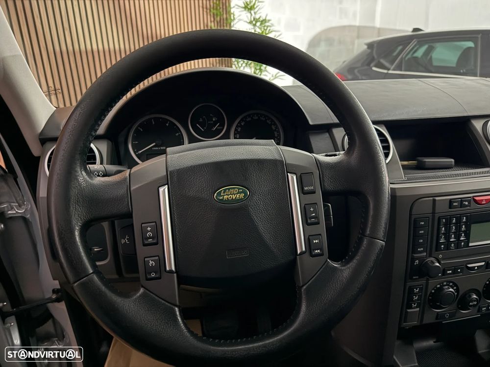 Land Rover Discovery 2.7 TD V6 HSE Auto. - 24