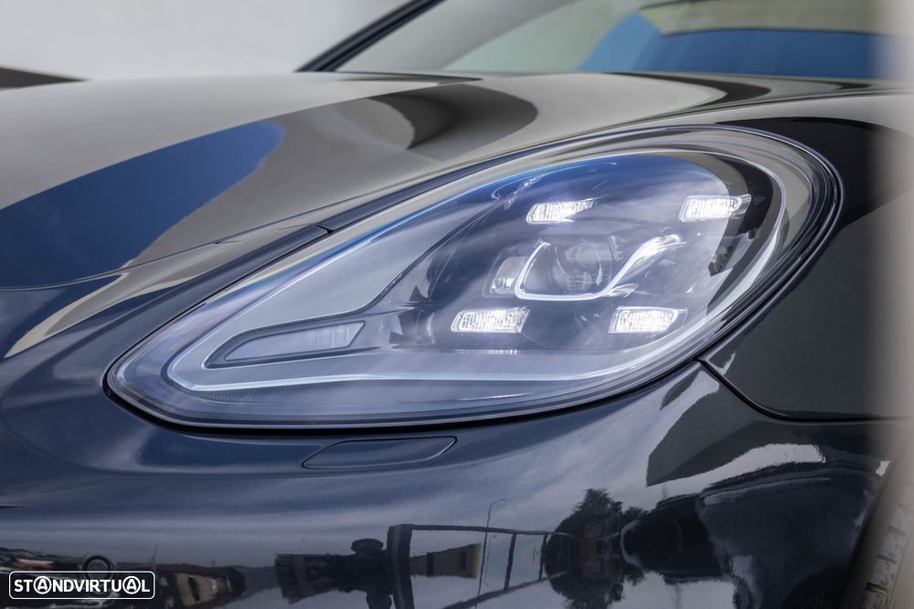 Porsche Panamera 4 S - 11