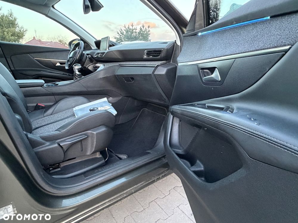 Peugeot 3008 BlueHDi 130 Stop & Start Allure Business-Paket - 13