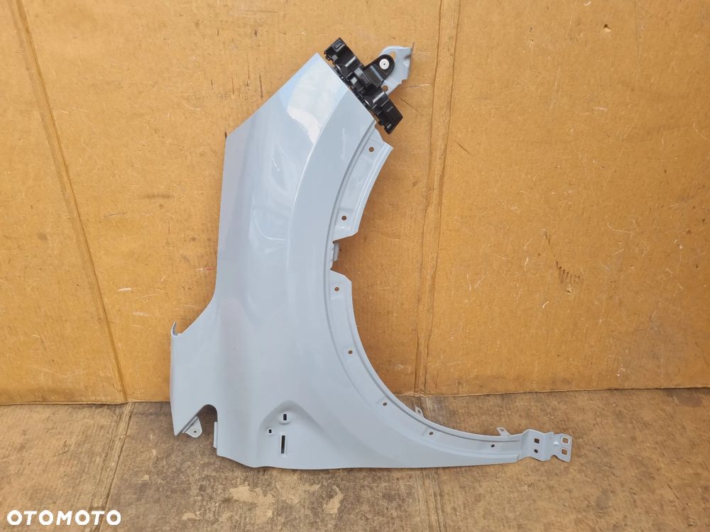 RENAULT CAPTUR II LIFT BŁOTNIK PRAWY PRZÓD - 2