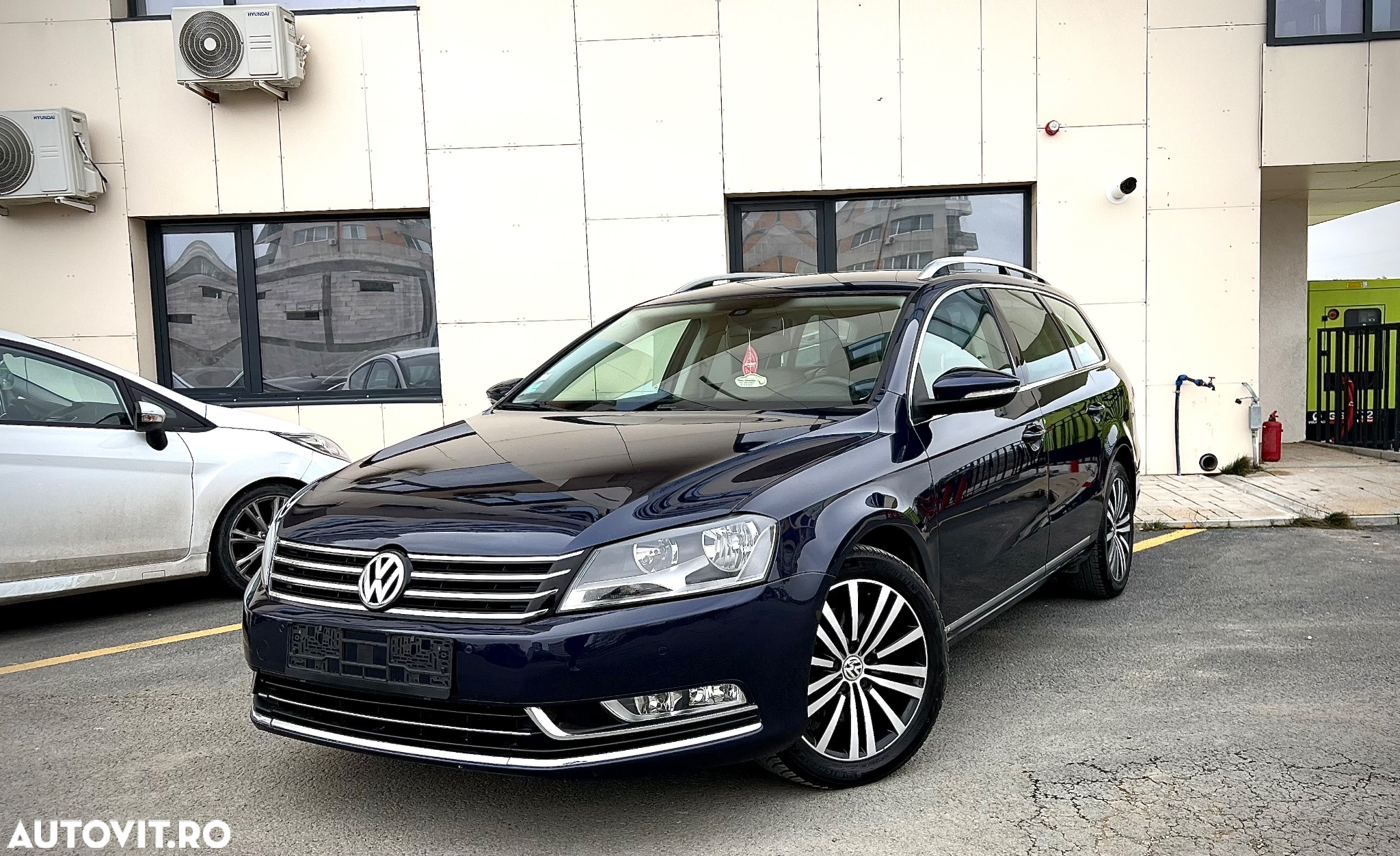 Volkswagen Passat Variant 2.0 TDI BlueMotion Technology Highline - 15