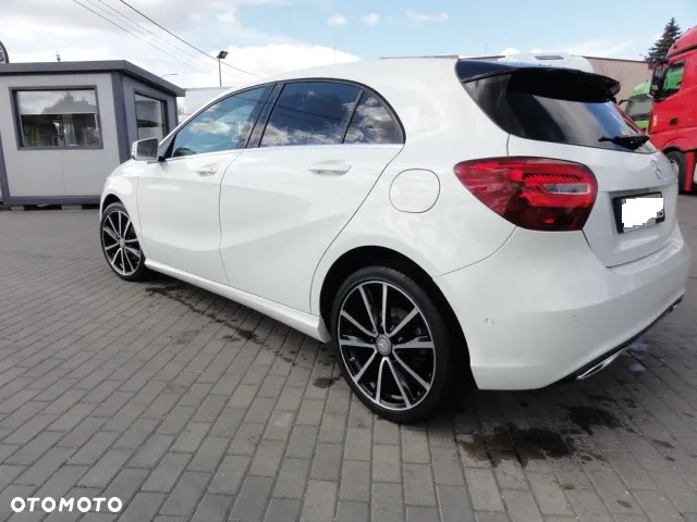 Mercedes-Benz Klasa A 180 d AMG Line - 6