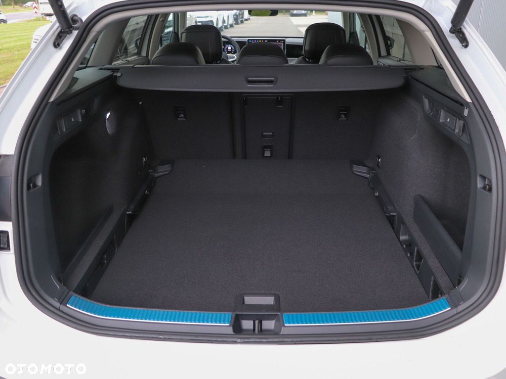 Volkswagen Passat - 20