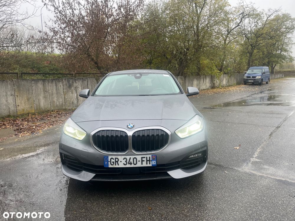 BMW Seria 1 2023 photo 2