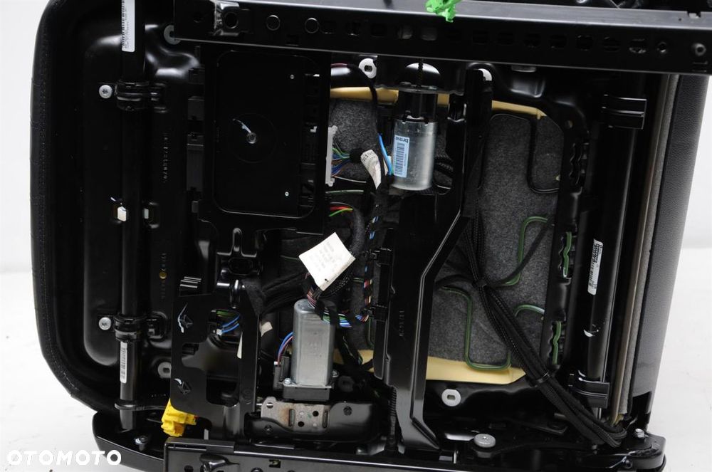 MERCEDES AMG GT C190 FOTELE SKÓRA GRZANE PAMIĘC EL - 3