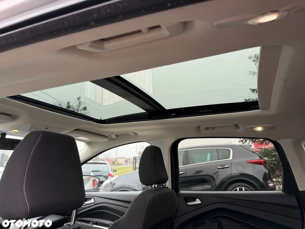Ford Kuga 1.5 EcoBoost 2x4 Black & Silver - 19