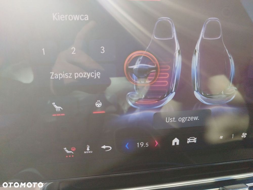 Mercedes-Benz CLA - 17