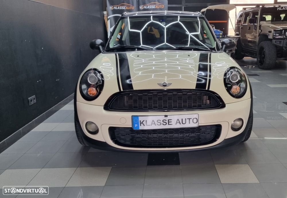 MINI Clubman Cooper D - 4