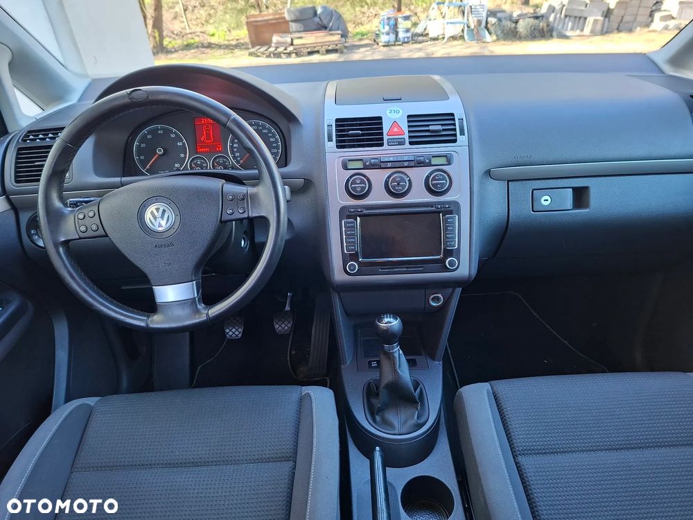 Volkswagen Touran 1.4 TSI Freestyle - 8