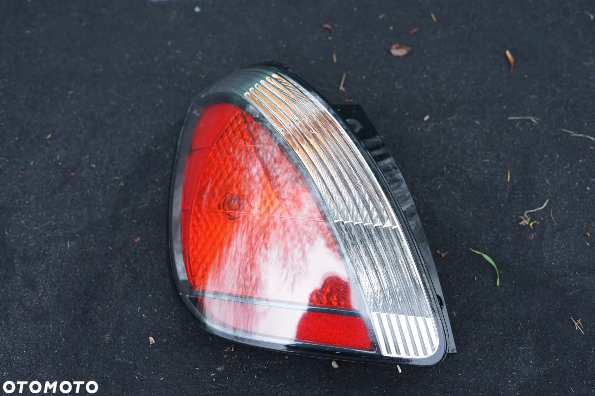Lampa tył tylna lewa Kia Rio II HB - 1