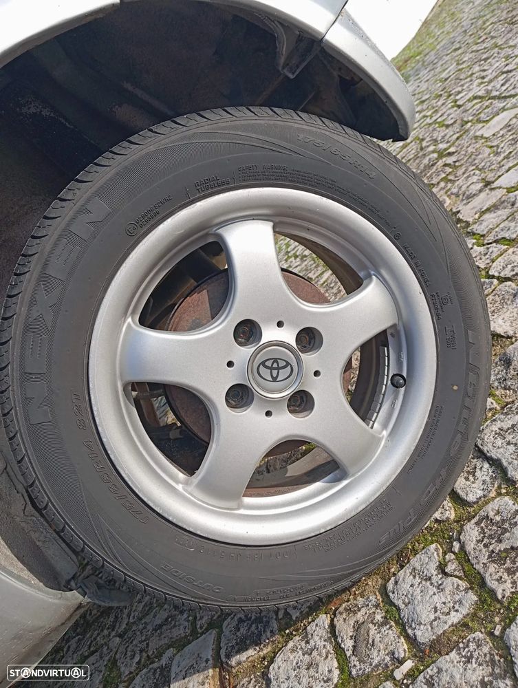 Toyota Yaris 1.0 Terra DA+ABS+CD+AC - 6