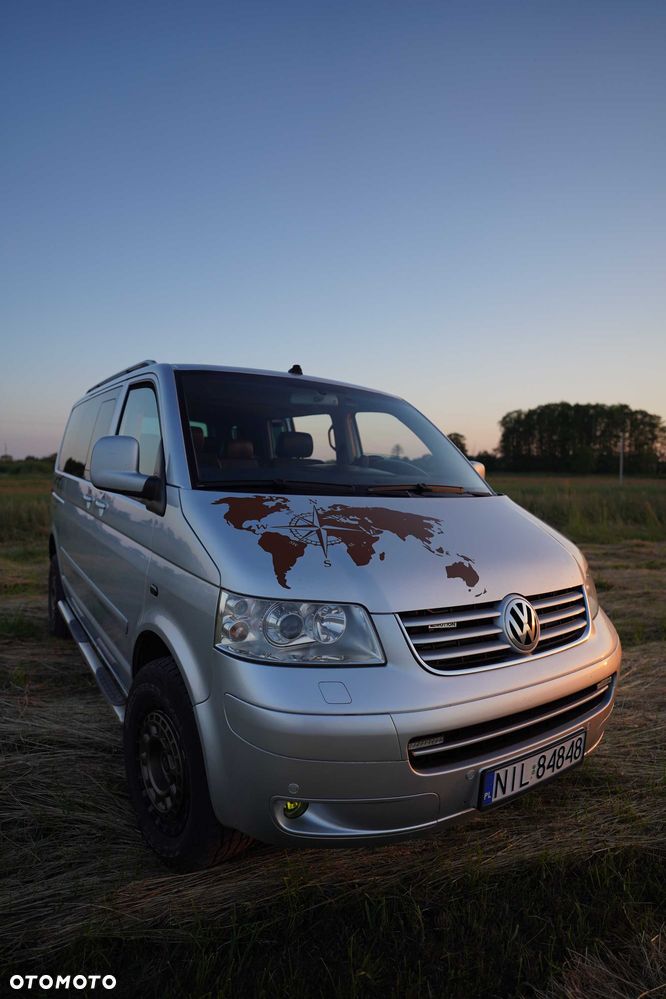 Volkswagen Multivan - 1