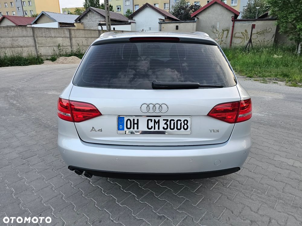 Audi A4 Avant 2.0 TDI - 5