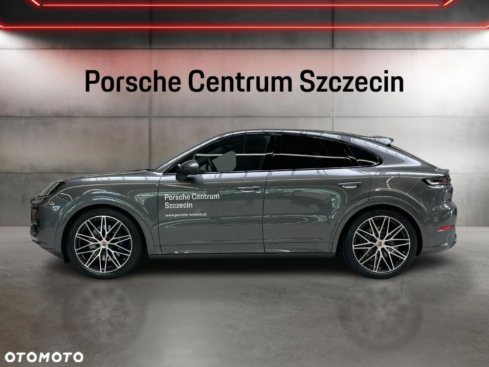 Porsche Cayenne Coupe E-Hybrid PHEV - 2