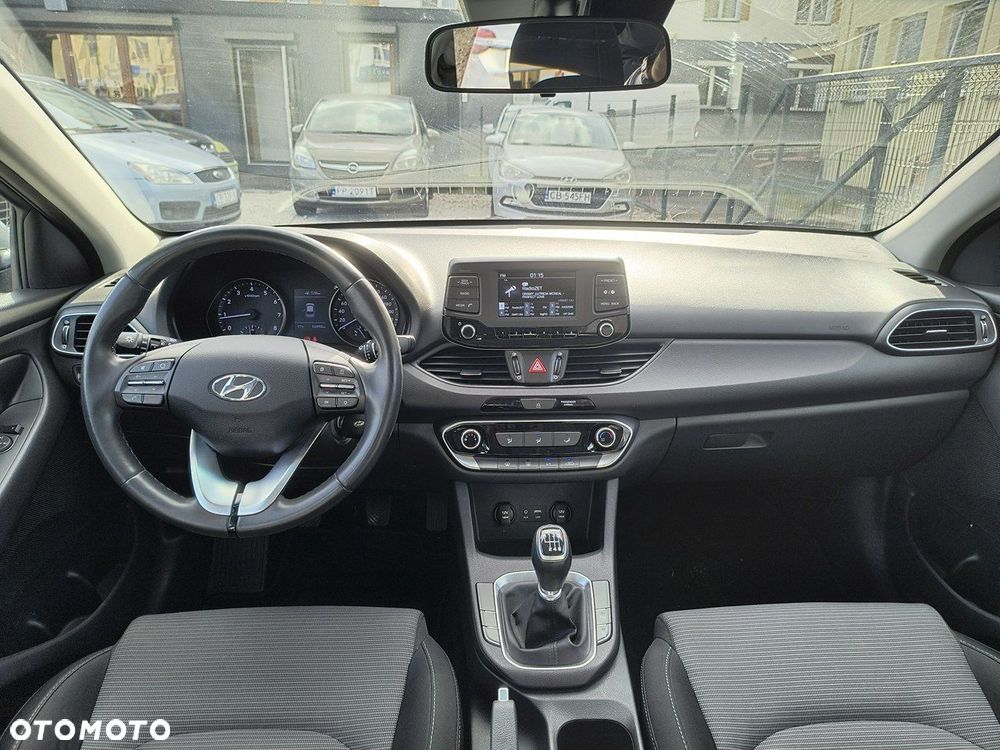 Hyundai i30 1.4 Comfort - 8