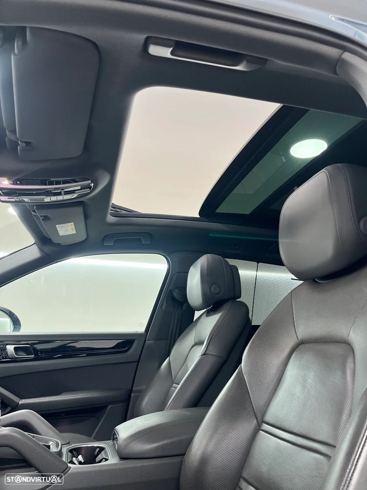 Porsche Cayenne E-Hybrid - 13