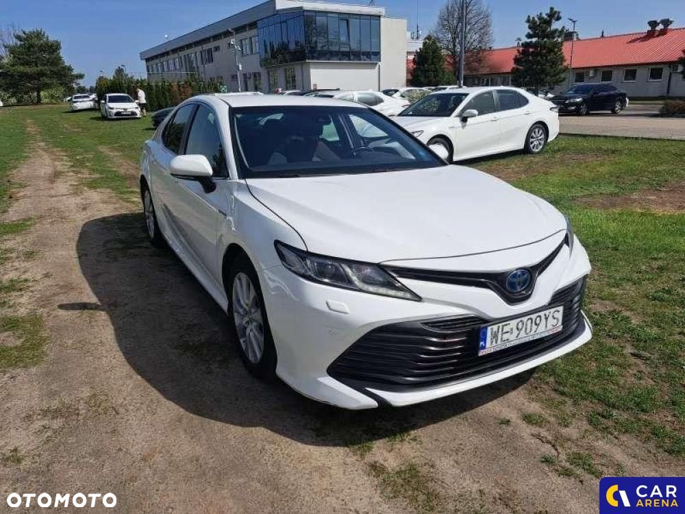 Toyota Camry - 6