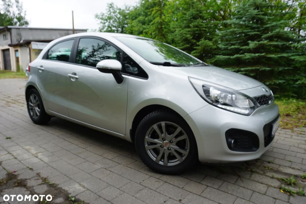 Kia Rio 1.4 Dream-Team Edition - 4