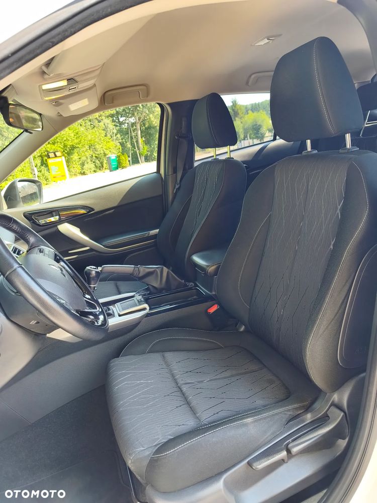 Mitsubishi Eclipse Cross 1.5 T Intense - 14