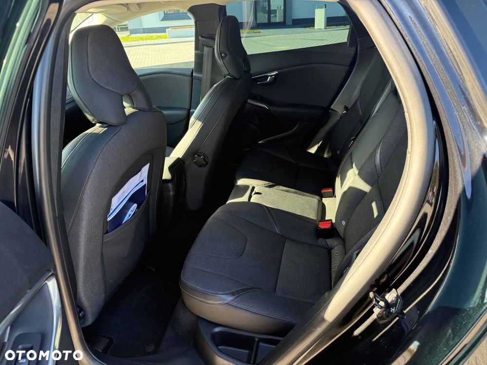 Volvo V40 - 14