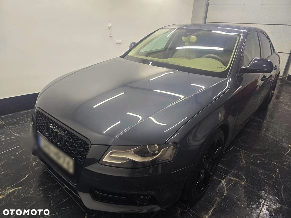 Audi A4 Limousine 3.2 FSI Quattro Tiptronic - 6