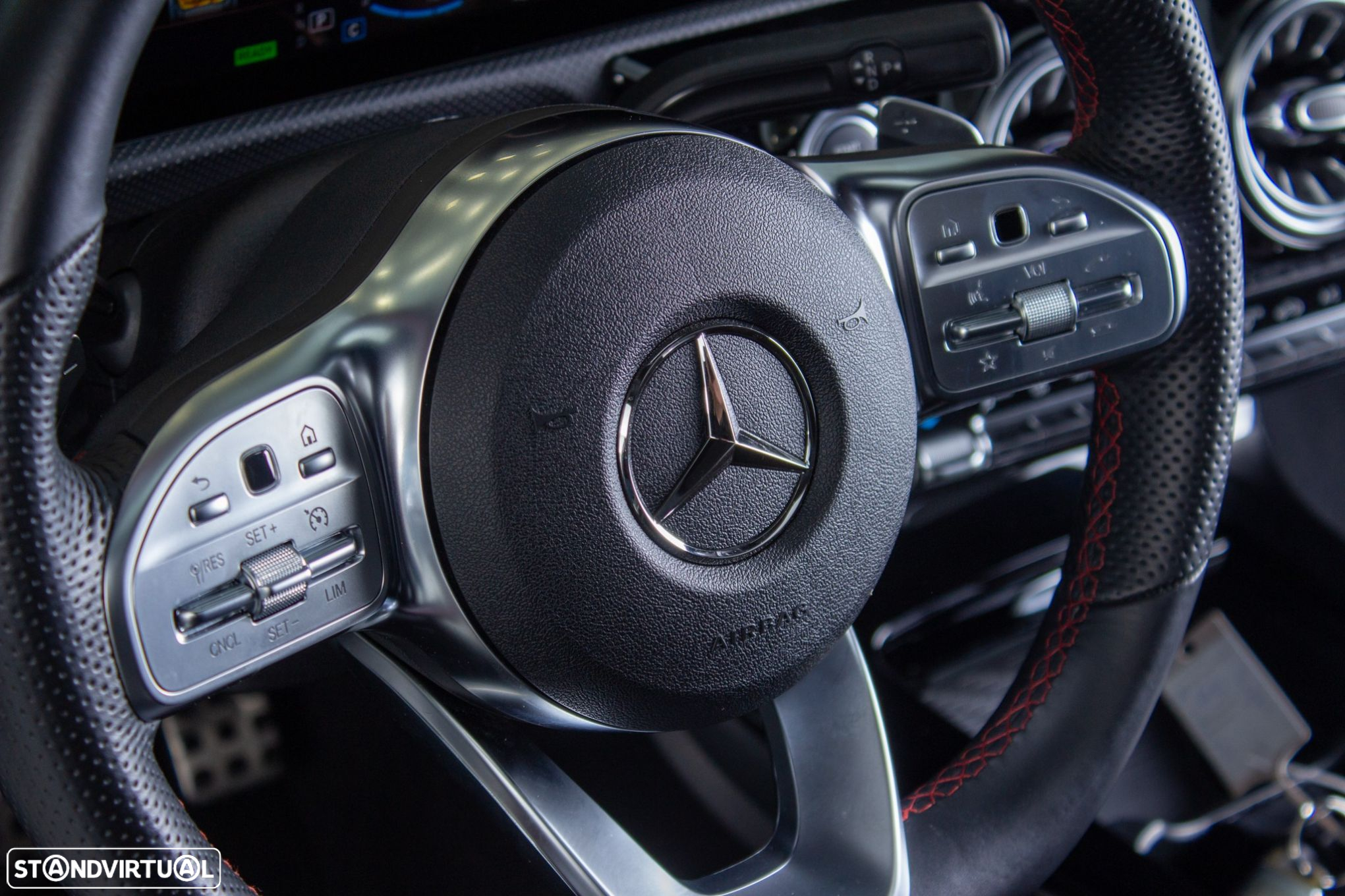 Mercedes-Benz CLA 250 e Shooting Brake AMG Line - 22