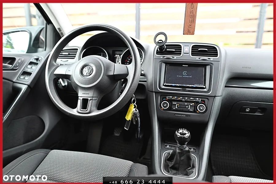 Volkswagen Golf - 17