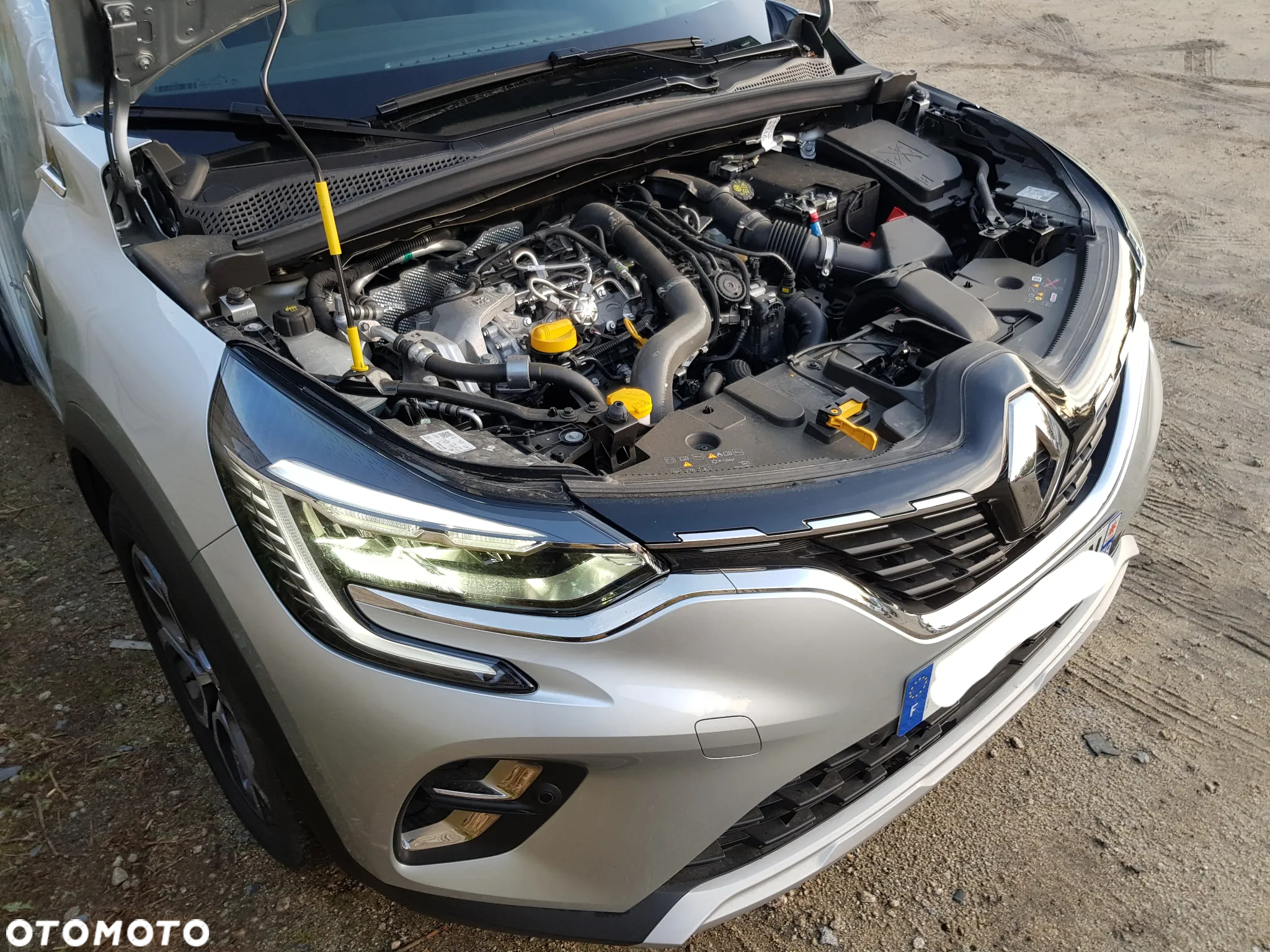 Renault Captur 1.3 TCe mHEV Techno EDC - 17