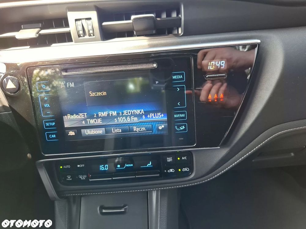 Toyota Auris 1.6 Classic Plus - 17
