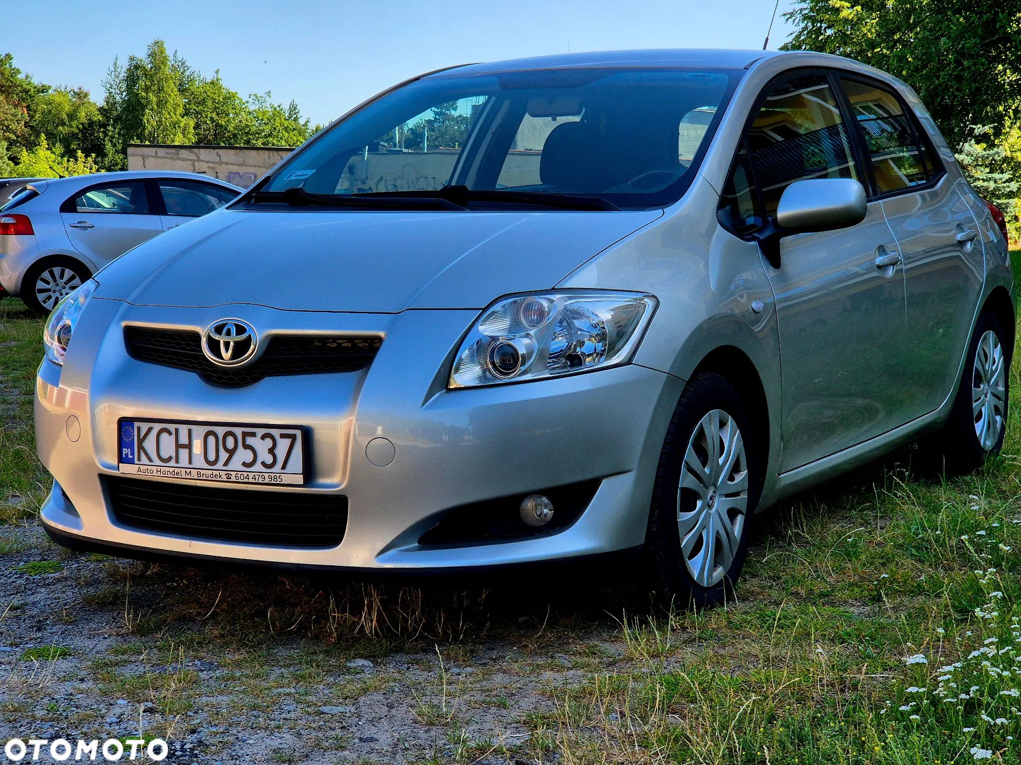 Toyota Auris 1.6 VVT-i Premium - 1