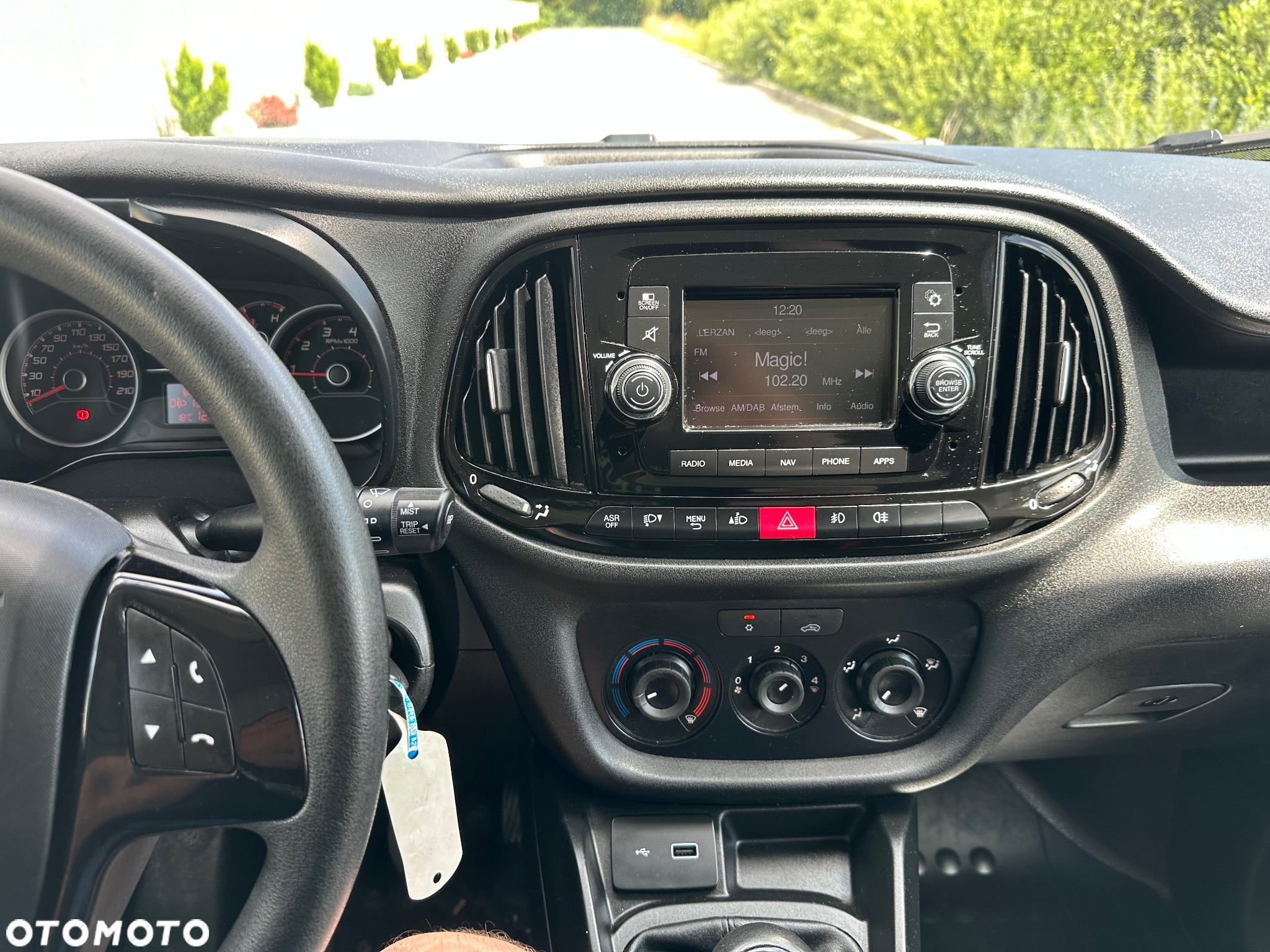 Fiat DOBLO 1.6  105 KM klima Navi - 13