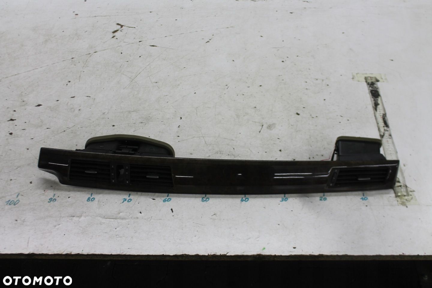 LISTWA DEKOR DESKI DREWNO BMW E60 E61 03-10 - 1