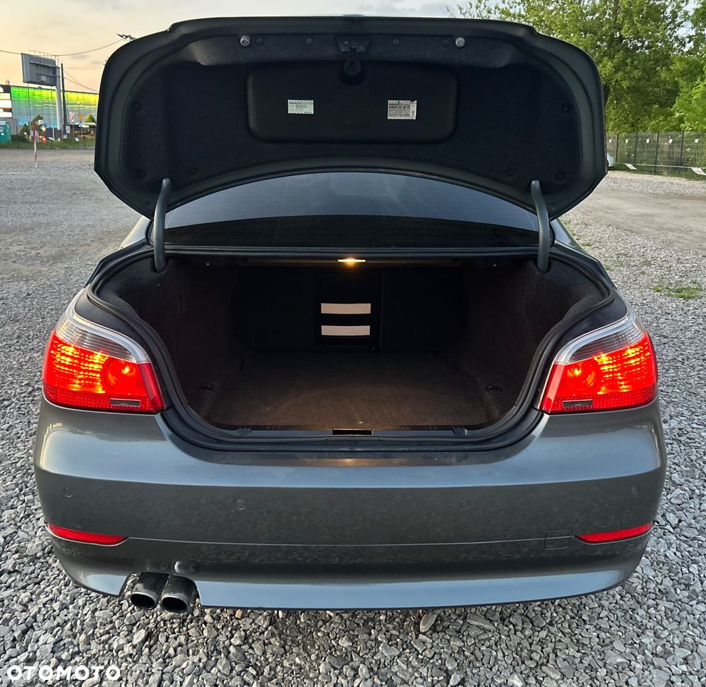 BMW Seria 5 - 36