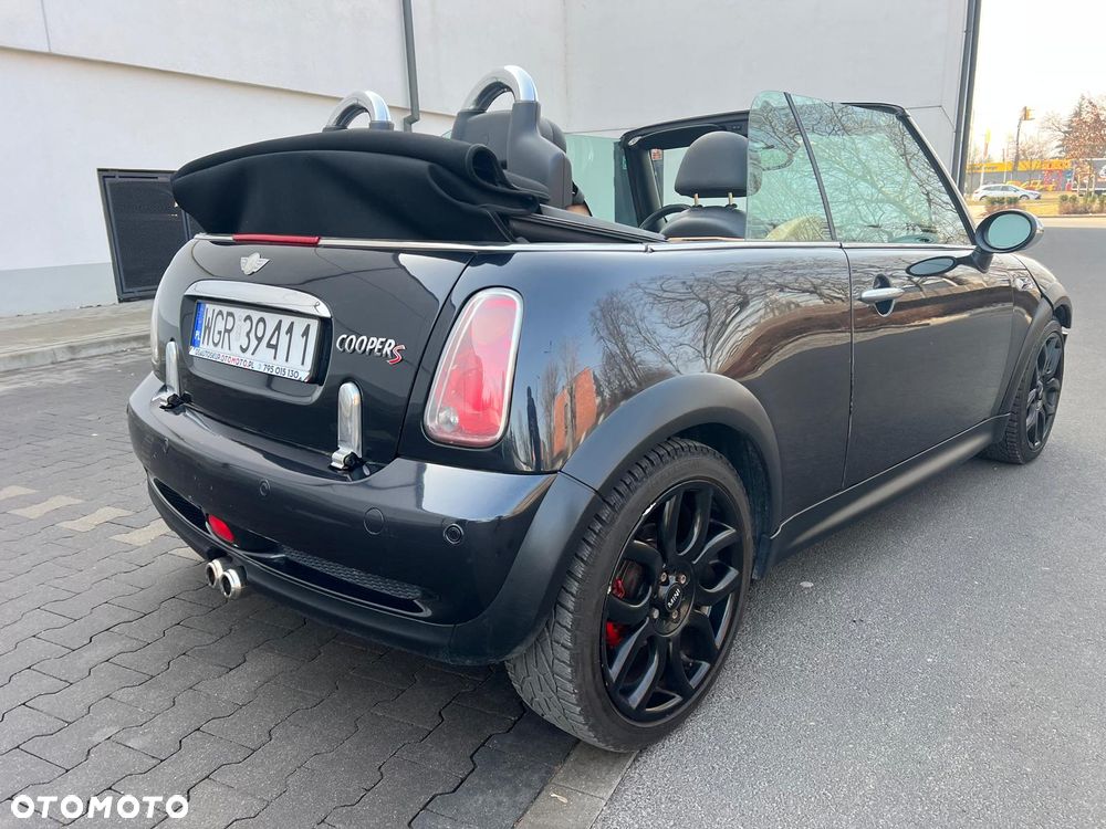 MINI Cooper S Sidewalk - 4