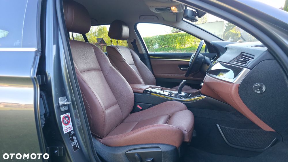 BMW Seria 5 520d xDrive Luxury Line - 30