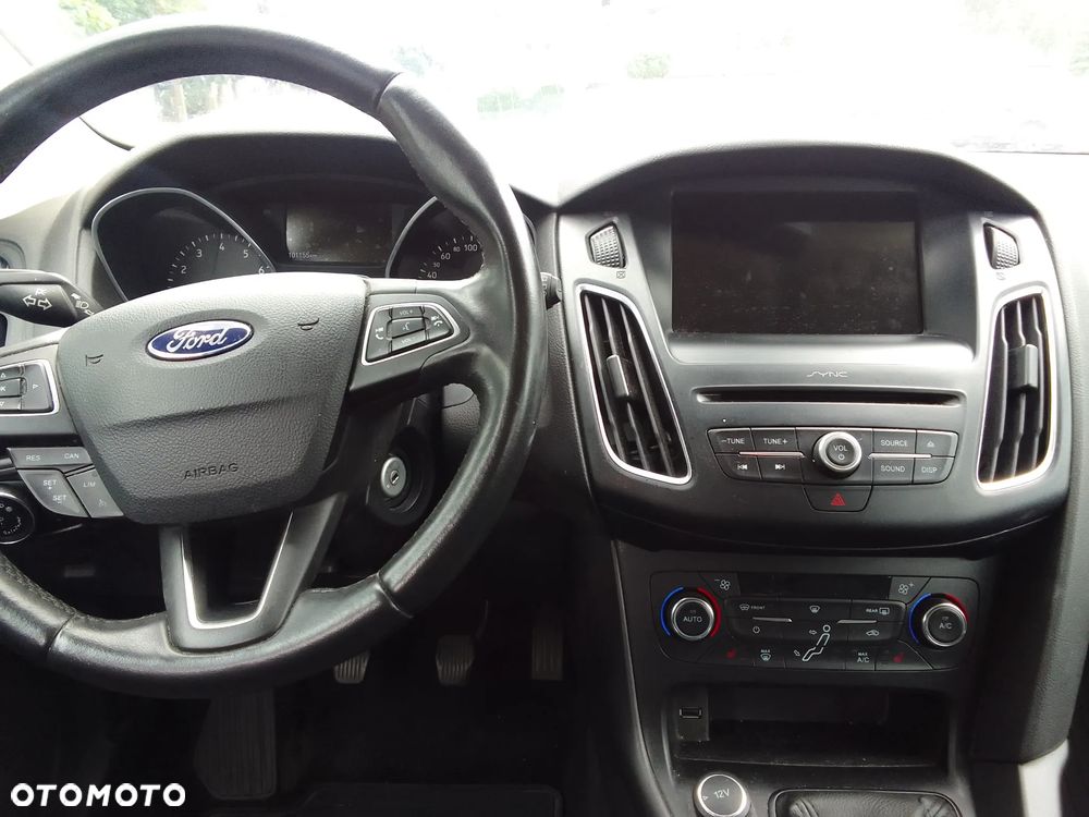 Ford Focus - 15