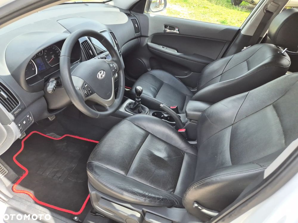 Hyundai i30 i30cw 2.0 CRDi Sport - 16