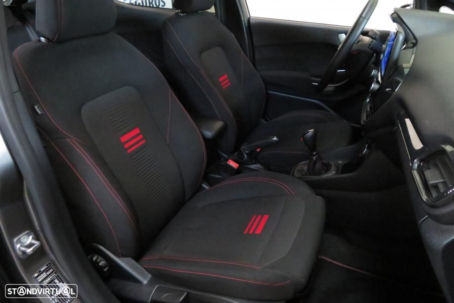 Ford Fiesta 1.0 EcoBoost ST-Line X - 19
