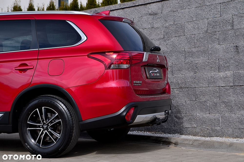 Mitsubishi Outlander 2.0 2WD Diamant - 11