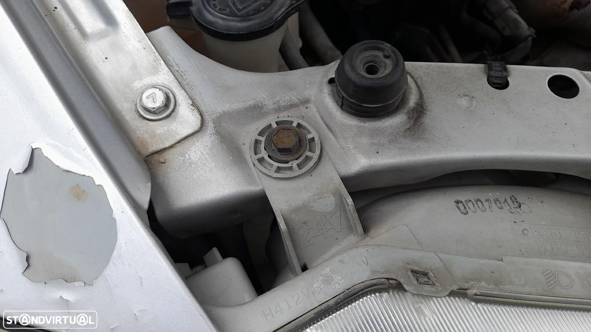 Ótica / farol direita HYUNDAI Accent II (LC) - 3