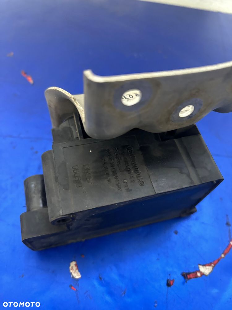AUDI A8 D3 ZAWÓR ZAWIESZENIA 4E0616014 - 4