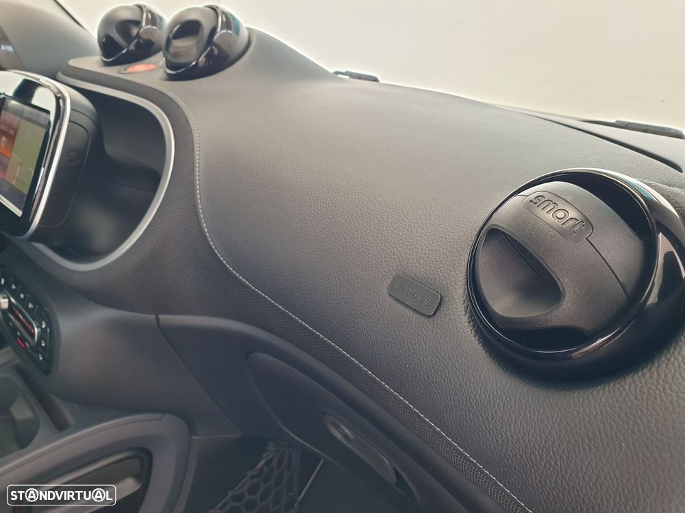 Smart ForTwo Coupé 0.9 Brabus Xclusive - 32