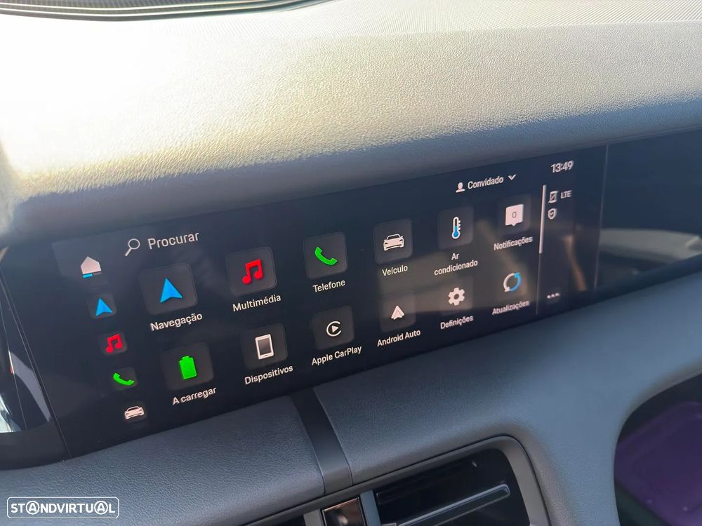 Porsche Taycan 4 - 32