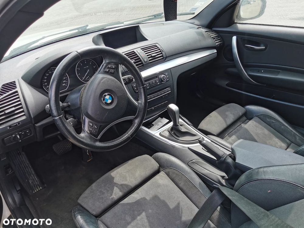 BMW Seria 1 120i Edition Sport - 11