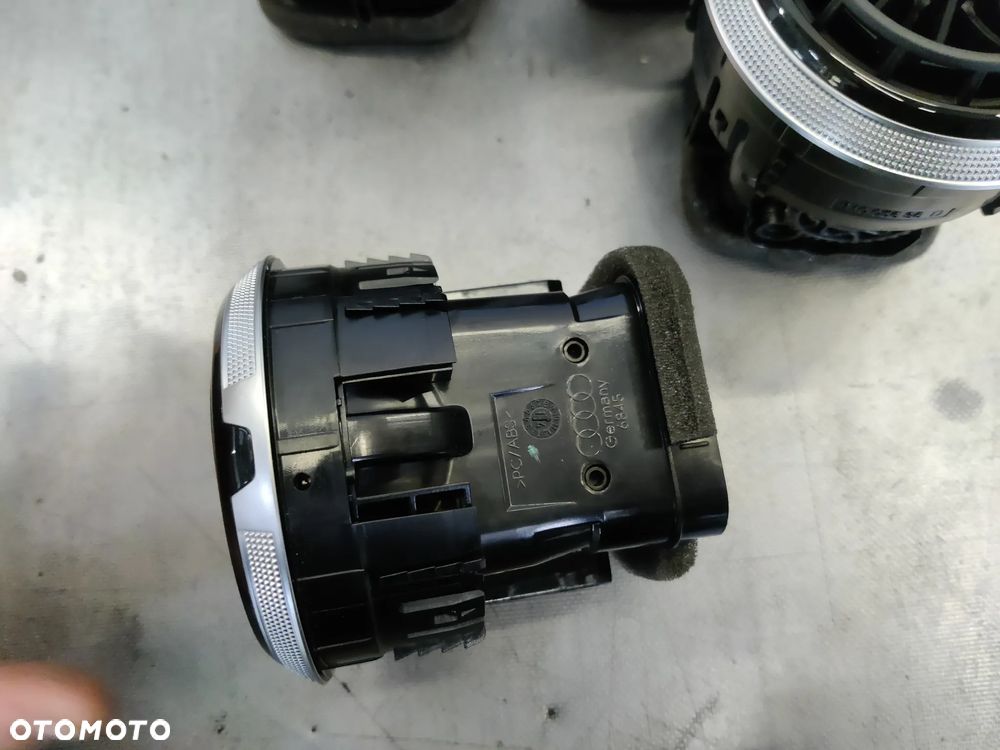 Kratka nawiewu Audi A3 8V wentylacyjna konsoli 8V0820901A - 4